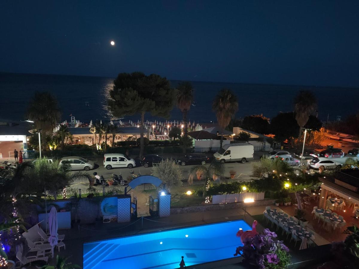 Taormina By The Sea Lejlighed Mazzeo Eksteriør billede