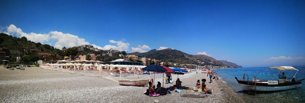 Taormina By The Sea Lejlighed Mazzeo Eksteriør billede