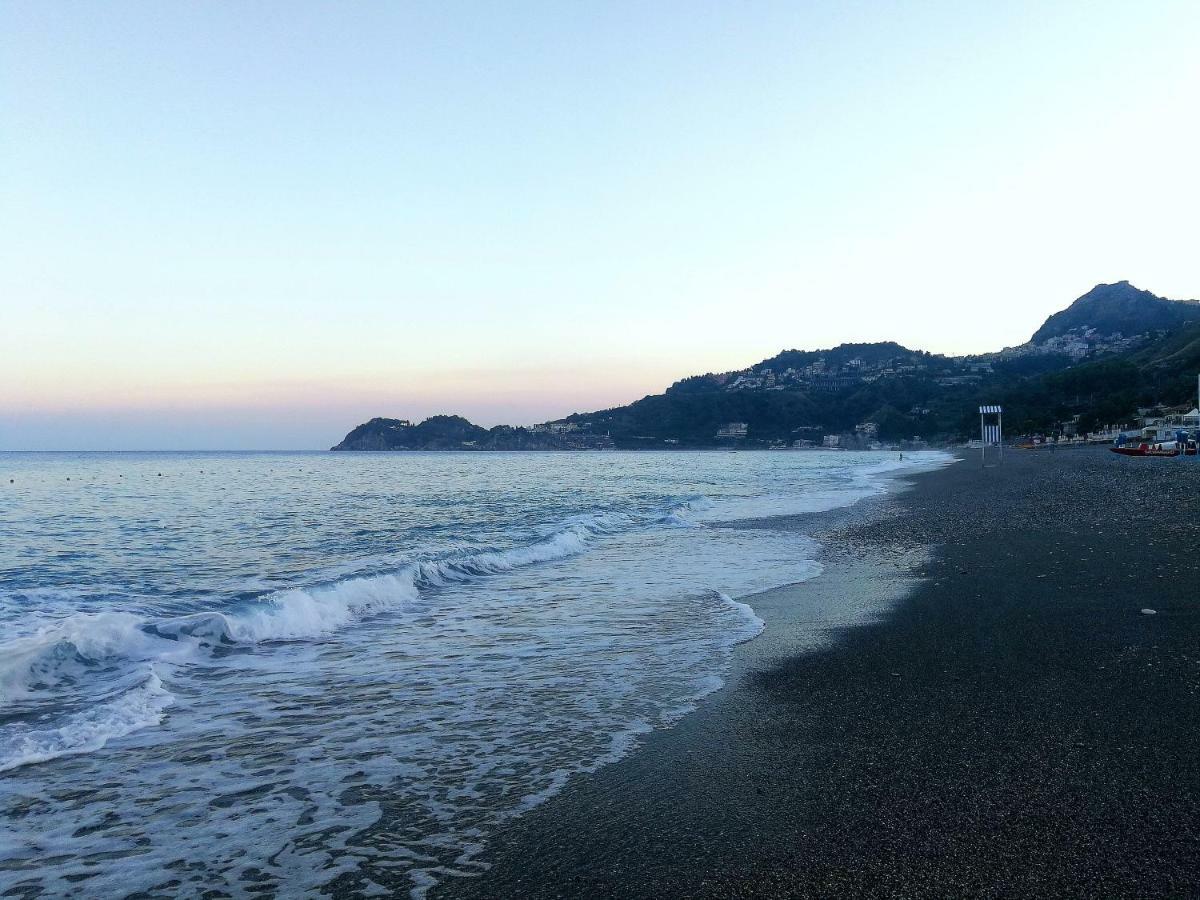 Taormina By The Sea Lejlighed Mazzeo Eksteriør billede